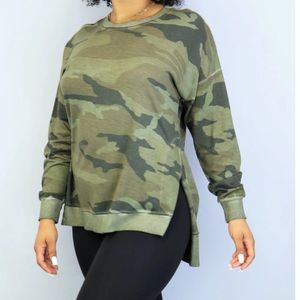 NWT  Camo Print Oil Dye Side Vent Pullover Top